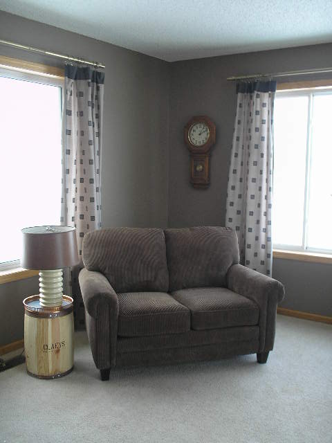 Artzzle Feature: Little Time & Little Space