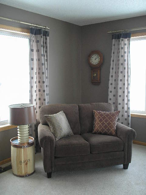 Artzzle Feature: Little Time & Little Space